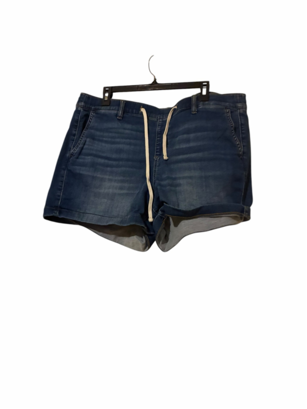 Women's Torrid Blue Denim Jean Shorts Size 1X - Picture 1 of 3